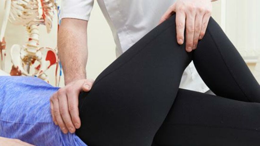 Hogyan kell kezelni a csípő-sprain-et